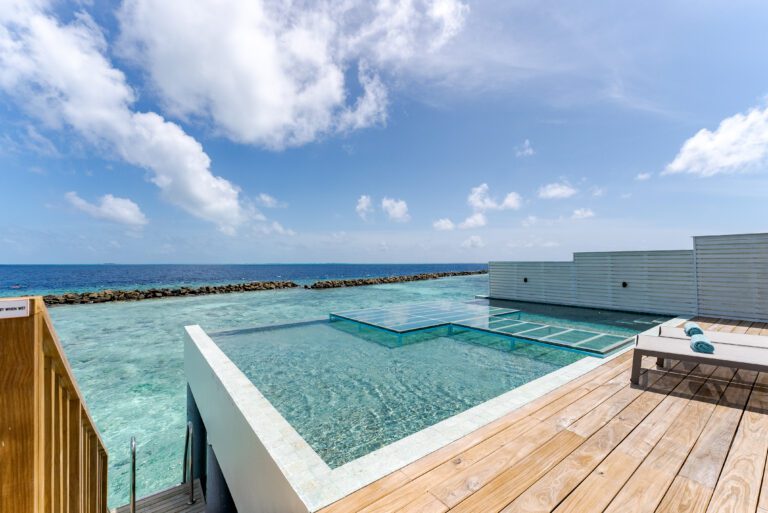 ONHs - Honeymoon Sunset Water Villa with Pool - Outdoor Deck